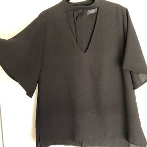 Black MAAC blouse with key hole